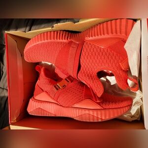 Puma Women's Defy Mid Iced "High Risk Red"